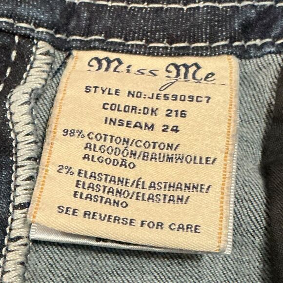 Miss Me JE5909C7 Dark Washed Signature Cropped Blue Jeans - Picture 5 of 8